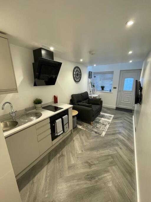 Stylish & Cosy 1 Bed Apartment Swindon Luaran gambar